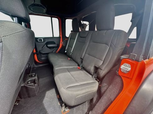 Used 2018 Jeep Wrangler Unlimited Sport S AWD/4WD image 26