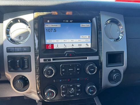 Used 2017 Ford Expedition Limited AWD/4WD image 18