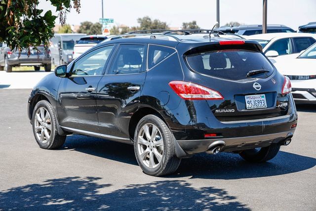 Used 2012 Nissan Murano LE w/ Platinum Pkg FWD image 2