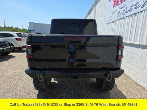 Used 2023 Jeep Gladiator Mojave w/ Cold Weather Group AWD/4WD image 10