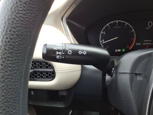 Used 2024 Honda HR-V LX image 15