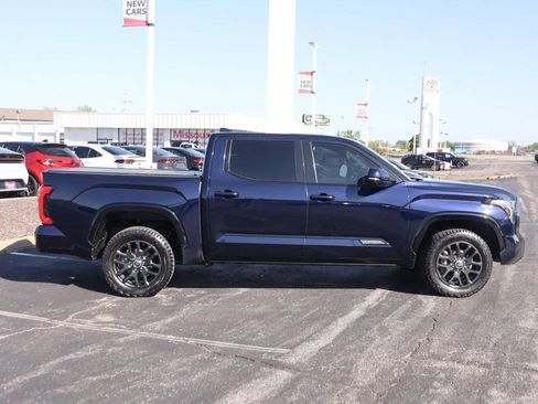 Used 2023 Toyota Tundra Platinum image 5