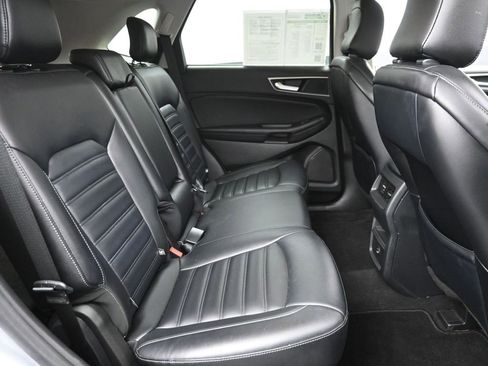 Used 2022 Ford Edge SEL AWD/4WD image 8