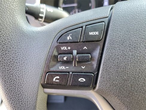 Used 2020 Hyundai Tucson SEL w/ Cargo Package image 29