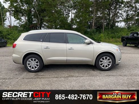 Used 2015 Buick Enclave Leather w/ Trailering Package FWD image 4