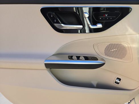 New 2026 Mercedes-Benz C 300 Sedan image 15