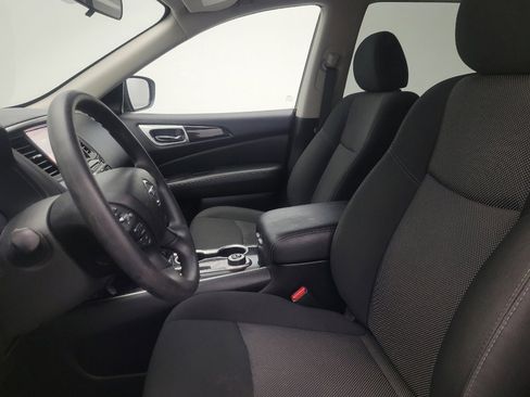Used 2020 Nissan Pathfinder S AWD/4WD image 17