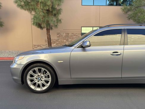 Used 2006 BMW 530xi Wagon image 4