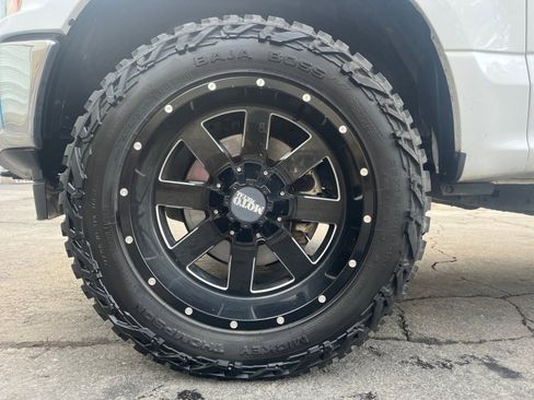 Used 2018 Ford F150 XLT w/ Trailer Tow Package image 10