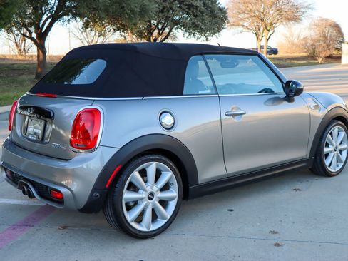 Used 2017 MINI Cooper S image 14