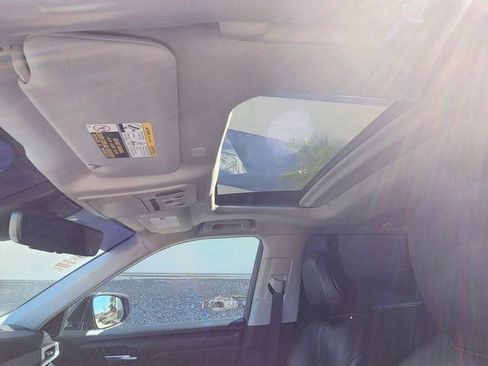 Used 2025 Toyota Highlander XLE image 39