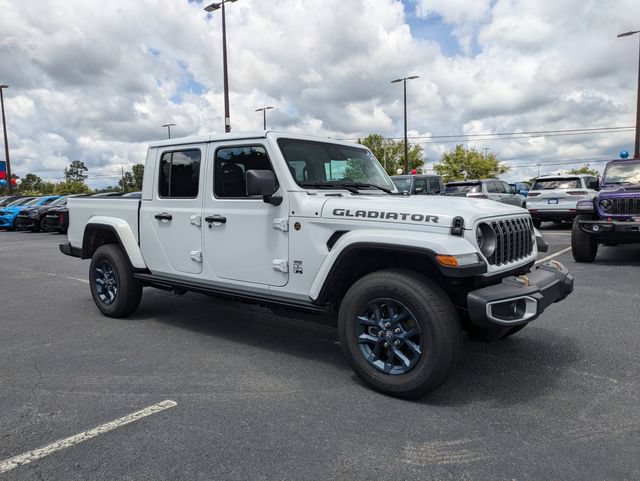 New 2026 Jeep Gladiator Sport AWD/4WD image 2