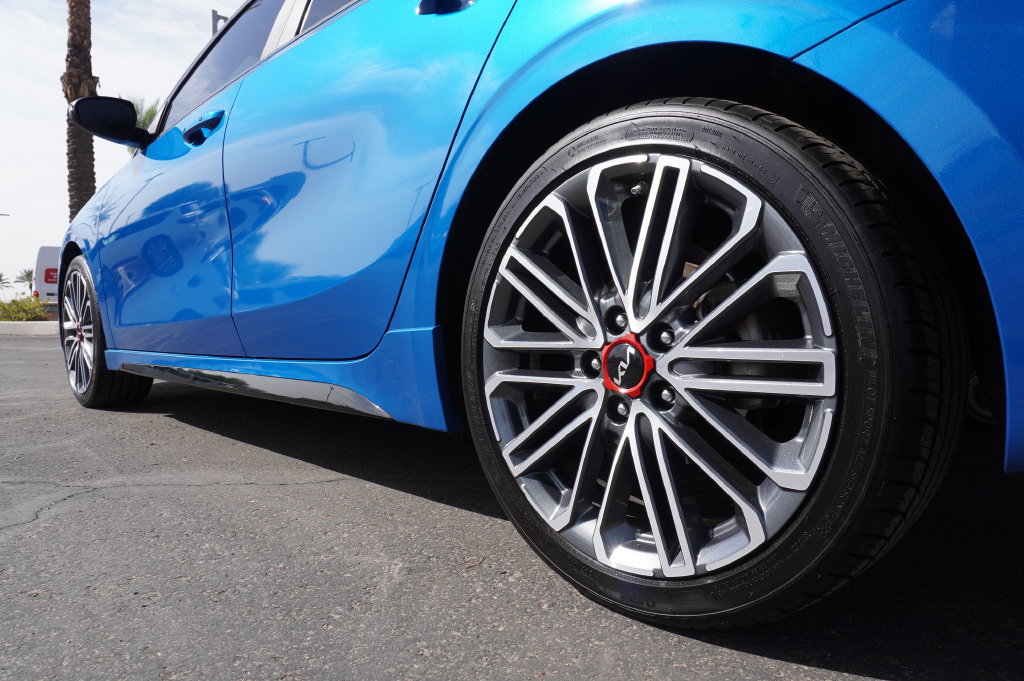 Used 2023 Kia Forte GT FWD image 6