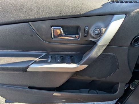 Used 2013 Ford Edge SEL image 31