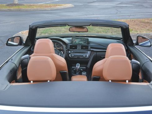 Used 2016 BMW 435i Convertible image 18