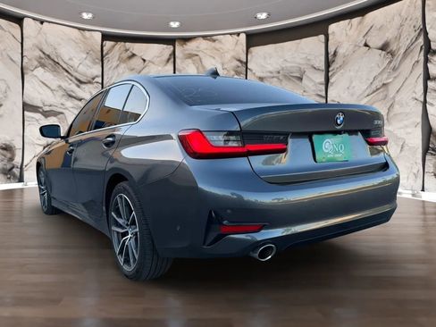 Used 2021 BMW 330i Sedan w/ Driving Assistance Package image 7