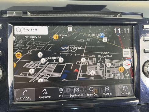 Used 2024 Nissan Murano SV AWD/4WD image 21