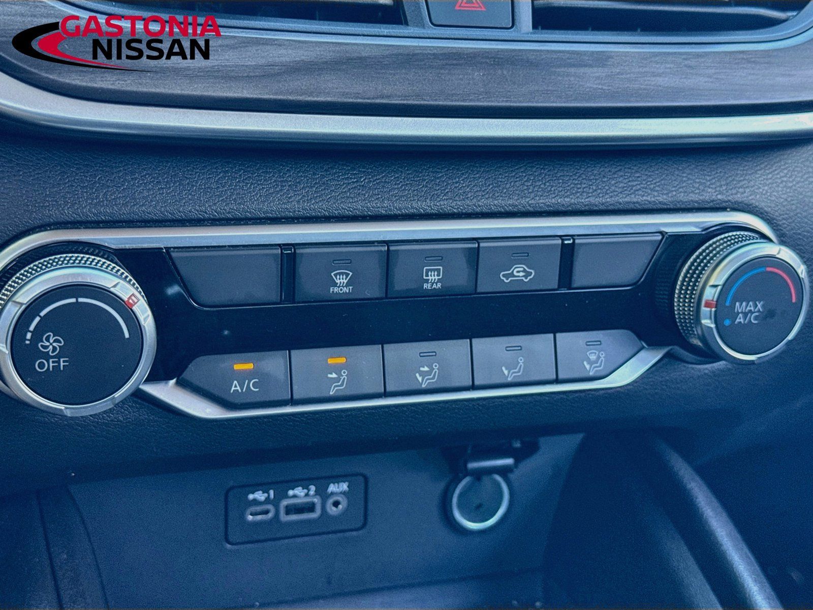 Used 2025 Nissan Altima 2.5 SV FWD image 19