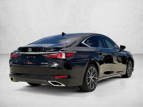 Used 2024 Lexus ES 350 w/ Premium Package FWD image 2