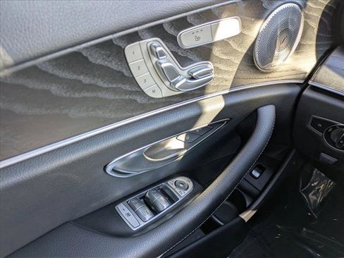 Used 2022 Mercedes-Benz E 350 Sedan image 16