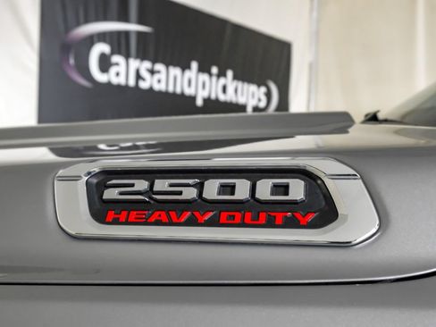 Used 2022 RAM 2500 Big Horn AWD/4WD image 42