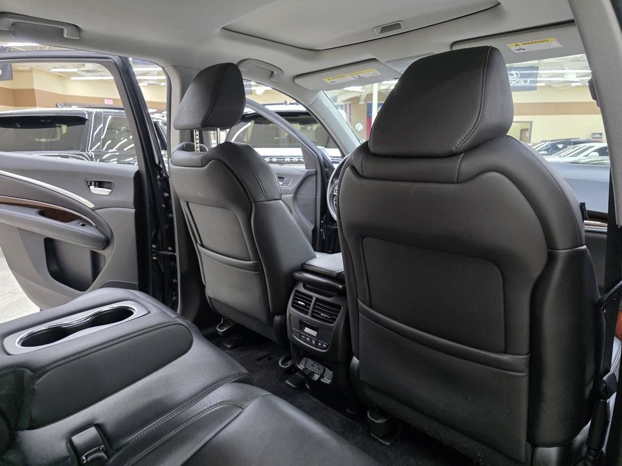 Used 2017 Acura MDX w/ Technology Package AWD/4WD image 26