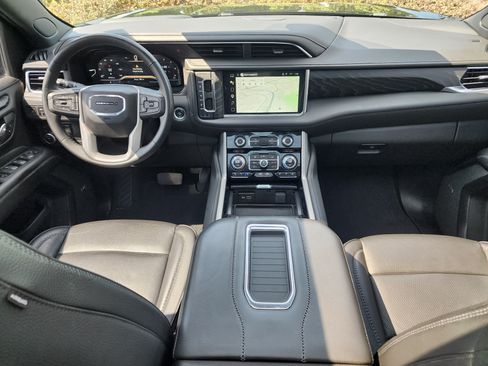 Used 2023 GMC Yukon Denali AWD/4WD image 20