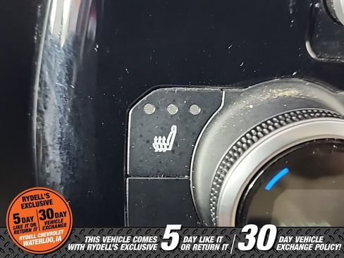 Used 2021 Toyota Highlander XLE image 35