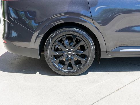 Certified 2024 Kia Carnival SX Prestige FWD image 39