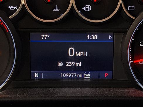 Used 2021 Chevrolet Tahoe LT AWD/4WD image 27