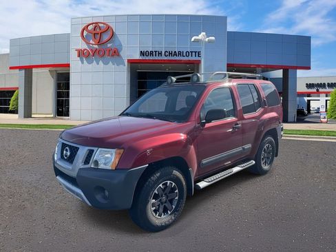Used 2015 Nissan Xterra PRO-4X w/ Pro-4x Leather Package image 6