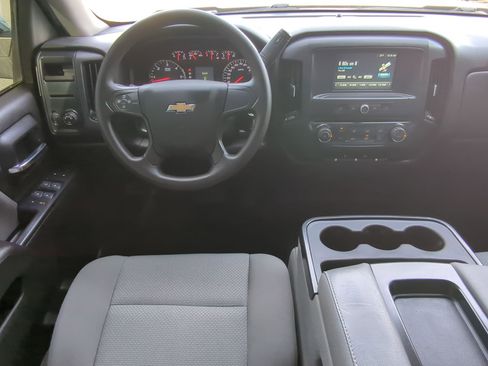 Used 2018 Chevrolet Silverado 1500 Custom w/ Custom Value Package image 14