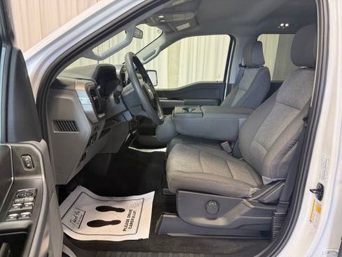 Used 2025 Ford F150 XLT AWD/4WD image 5