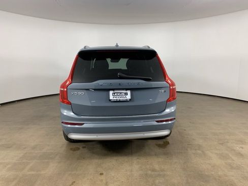 Used 2022 Volvo XC90 T5 Momentum w/ Advanced Package image 10