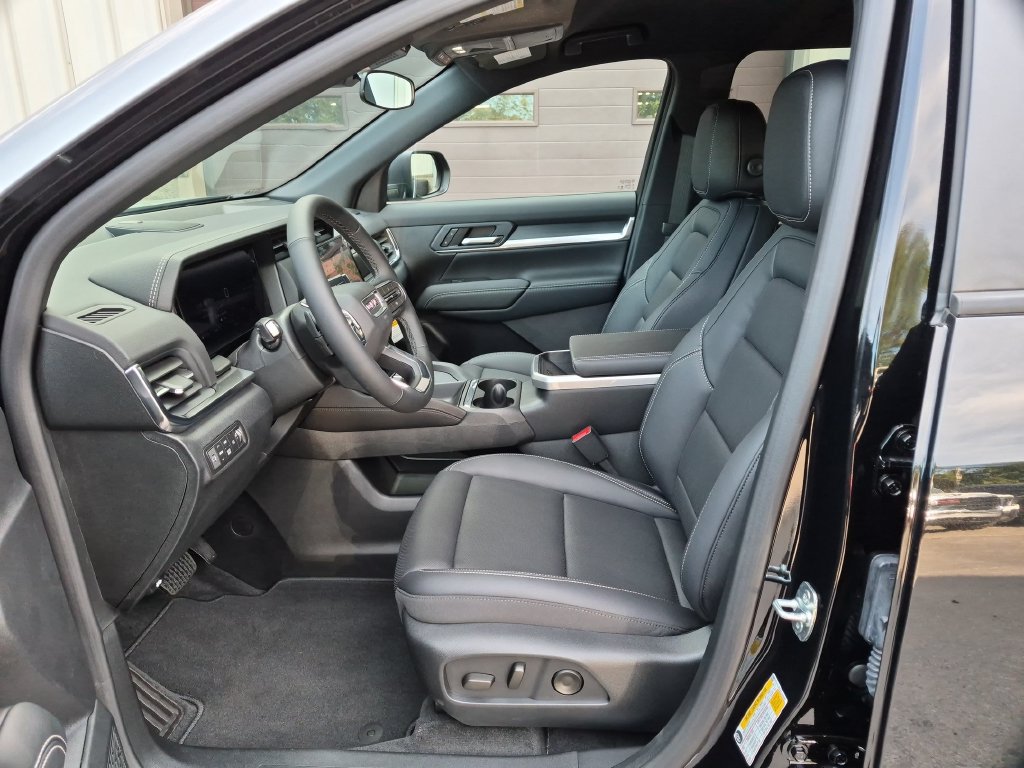 New 2027 GMC Terrain Elevation w/ Elevation Premium Package AWD/4WD image 18