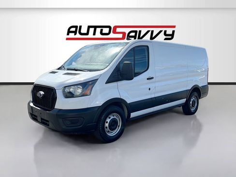 Used 2020 Ford Transit 150 Low Roof image 3