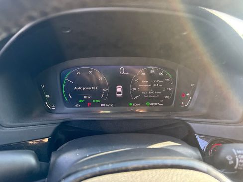 Used 2023 Honda Accord Touring image 23