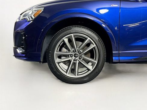 Used 2025 Audi Q3 2.0T Premium w/ Convenience Package AWD/4WD image 24