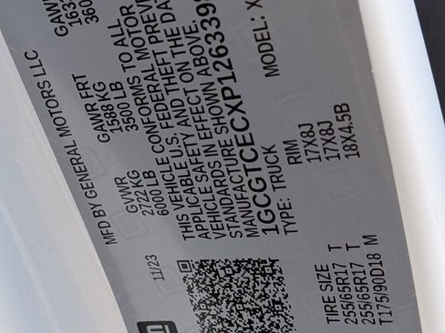 Used 2023 Chevrolet Colorado LT image 32