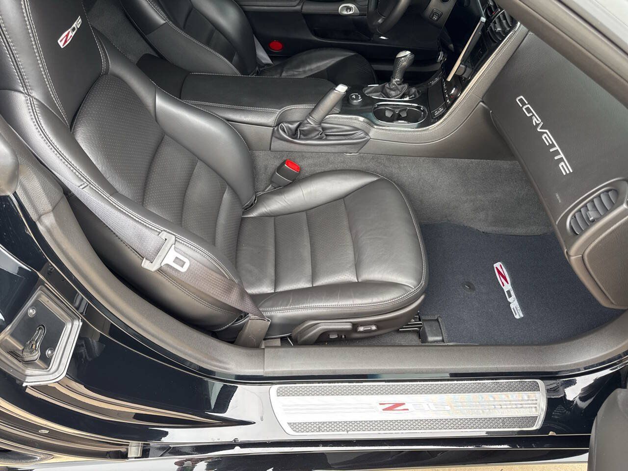 Used 2011 Chevrolet Corvette Z06 RWD image 37