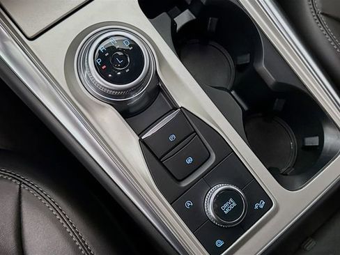 Used 2023 Ford Explorer XLT w/ Equipment Group 202A image 16