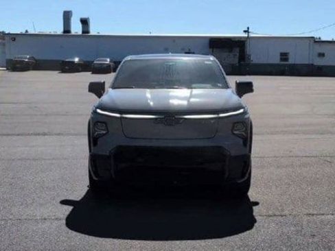 New 2025 Chevrolet Silverado EV RST AWD/4WD image 95