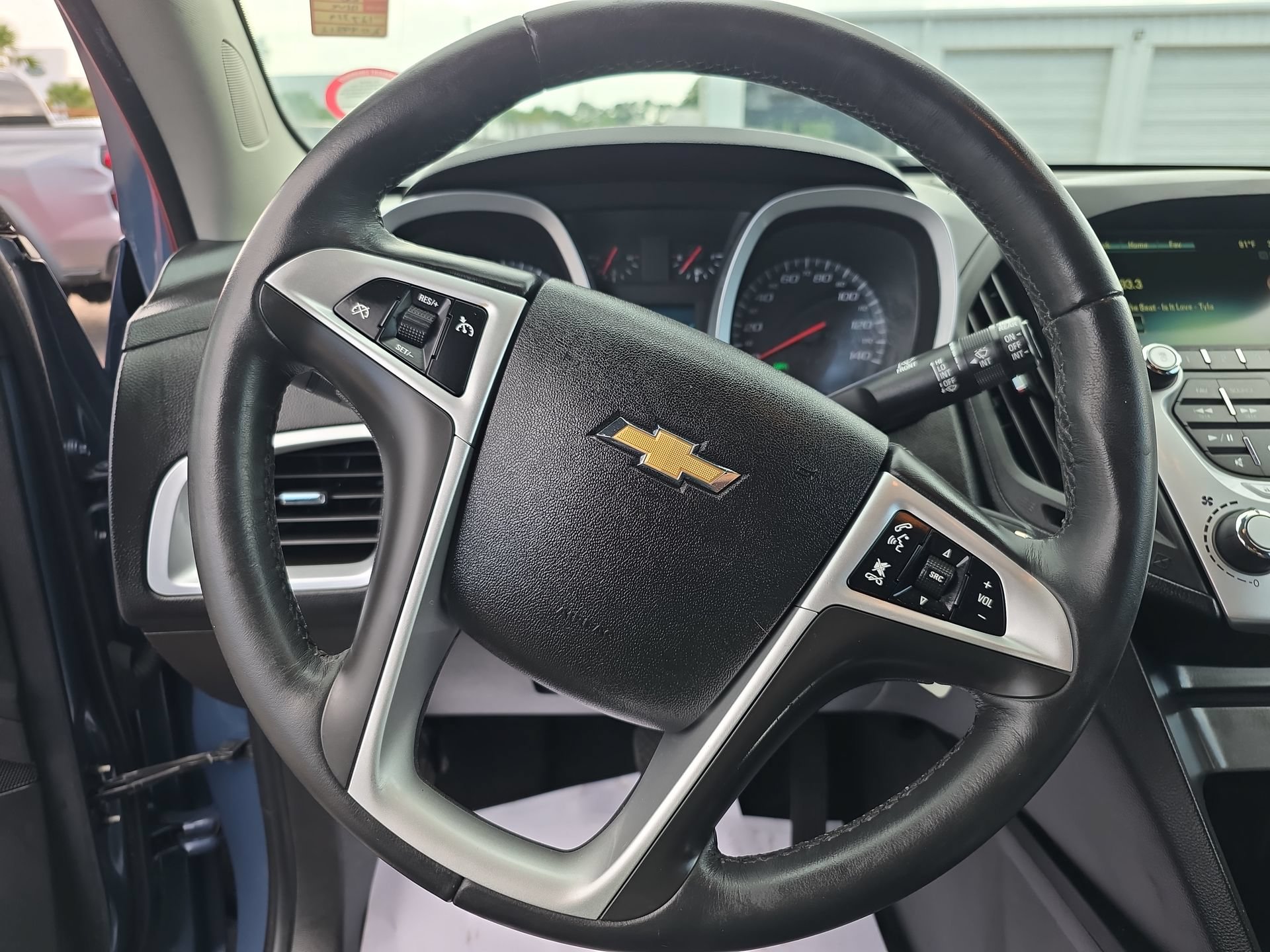 Used 2012 Chevrolet Equinox LT w/ Driver Convenience Package FWD image 12