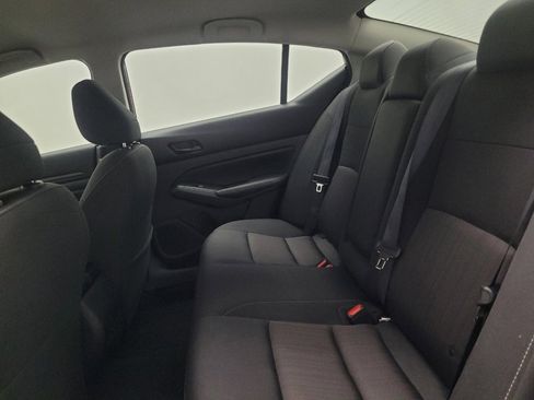 Used 2024 Nissan Altima 2.5 SV image 18