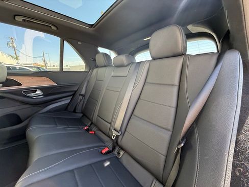 Used 2025 Mercedes-Benz GLE 450 4MATIC image 23