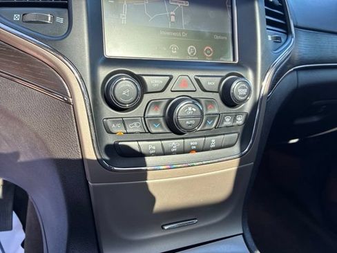 Used 2014 Jeep Grand Cherokee Summit AWD/4WD image 18