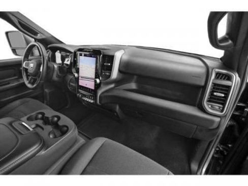 New 2026 RAM 2500 Laramie AWD/4WD image 17