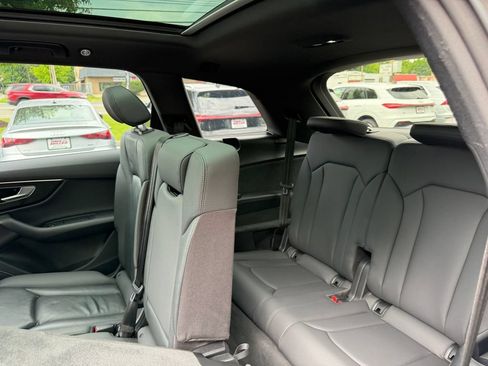 Used 2021 Audi Q7 2.0T Premium AWD/4WD image 25