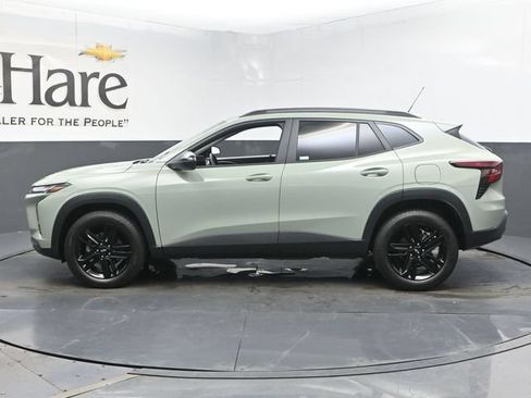 Used 2025 Chevrolet Trax ACTIV w/ Driver Confidence Package FWD image 34