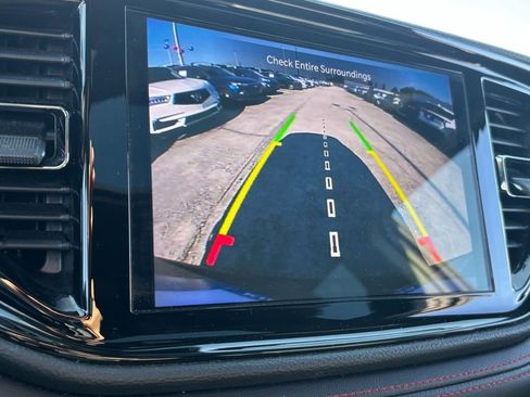 Used 2023 Dodge Durango GT image 27